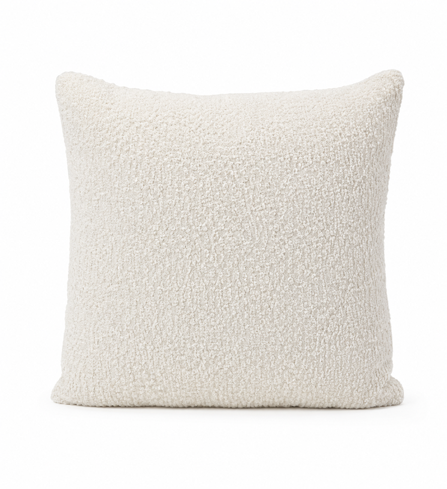 Sierkussen Bouclé White – Wit – 45 × 45 cm – Stijlvol & Tijdloos