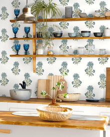 WallQuest Seillans – Luxe Nonwoven Behang met Damask & Scroll Dessin
