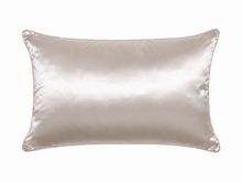 Sierkussen Champagne Satin – Hotel Chique Woonaccessoire
