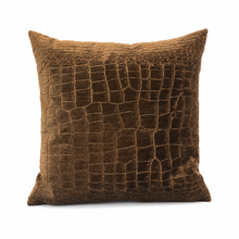 Sierkussen 45 x 45 cm – Bruin Crocoprint Design – Gemaakt in Nederland