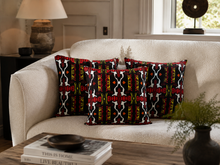 Sierkussen Graphic Red – 45 x 45 cm – Hotel Chique Woonaccessoire