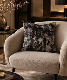 Sierkussen Abstract Velvet – Hotel Chique Woonaccessoire