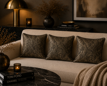 Sierkussen Python Bronze 50x50 cm – Luxe Slangenprint – Hotel Chique Woonaccessoire