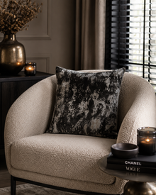 Sierkussen Abstract Velvet – Hotel Chique Woonaccessoire