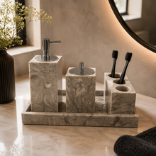Belamonte Luxe Badkamer Accessoires Set Grijs Marmer 4-delig met Tray – Zeeppomp, Tandenborstelhouder en Opbergpot